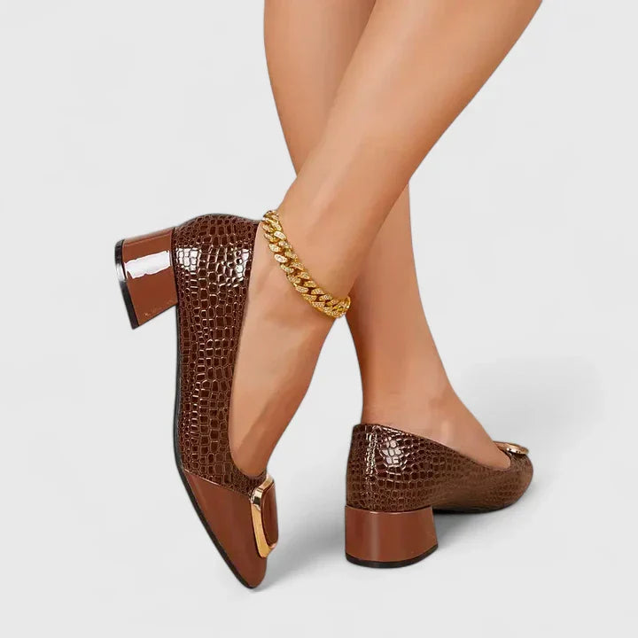 Brown / 12AU | 43 EU